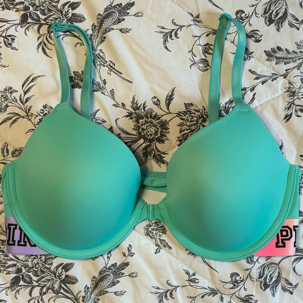 Pink Victoria’s Secret Lightly Lined Bra 34C